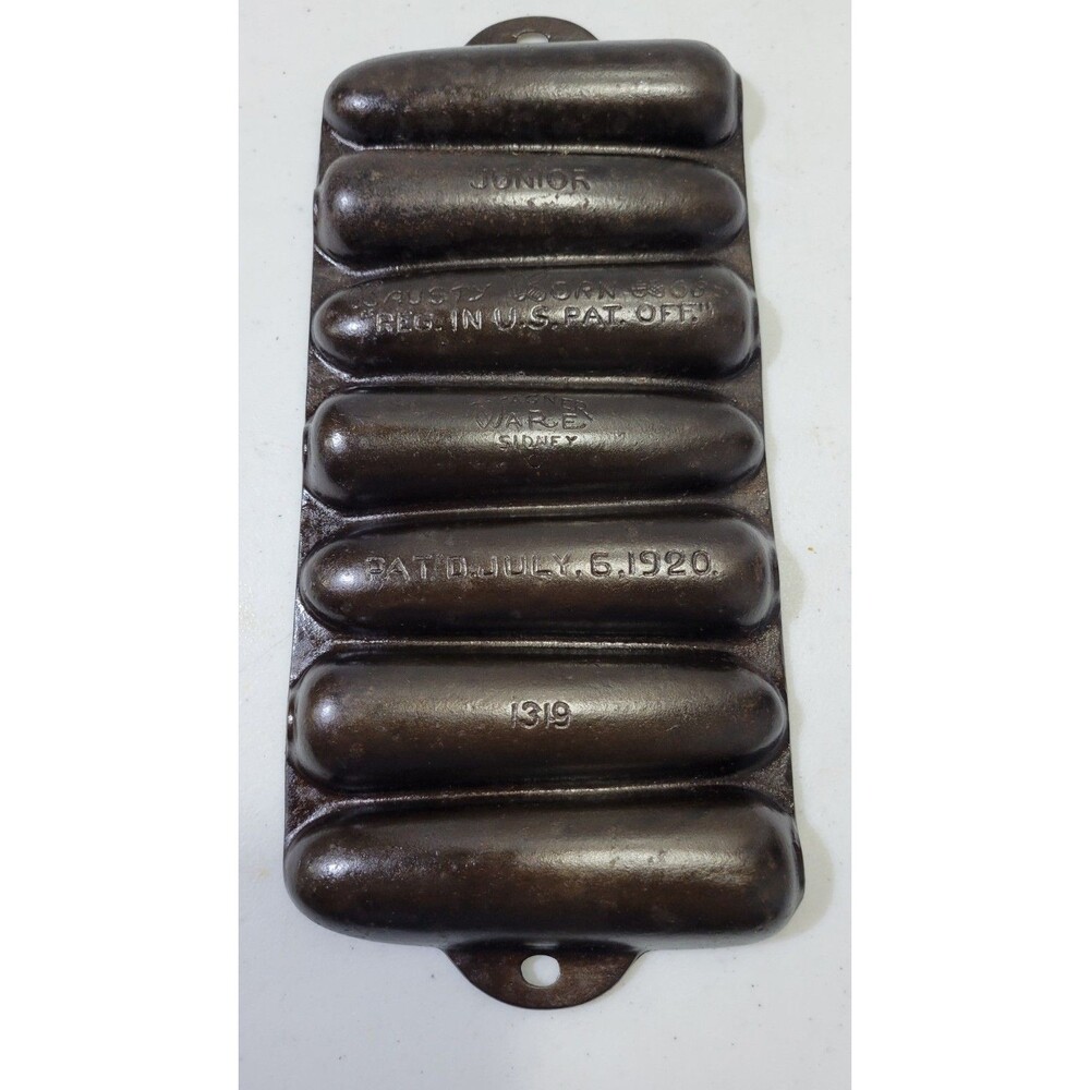 Wagner Ware Sidney -0- Cast Iron Krusty Korn Kobs Junior Cornbread Pan No. 1319